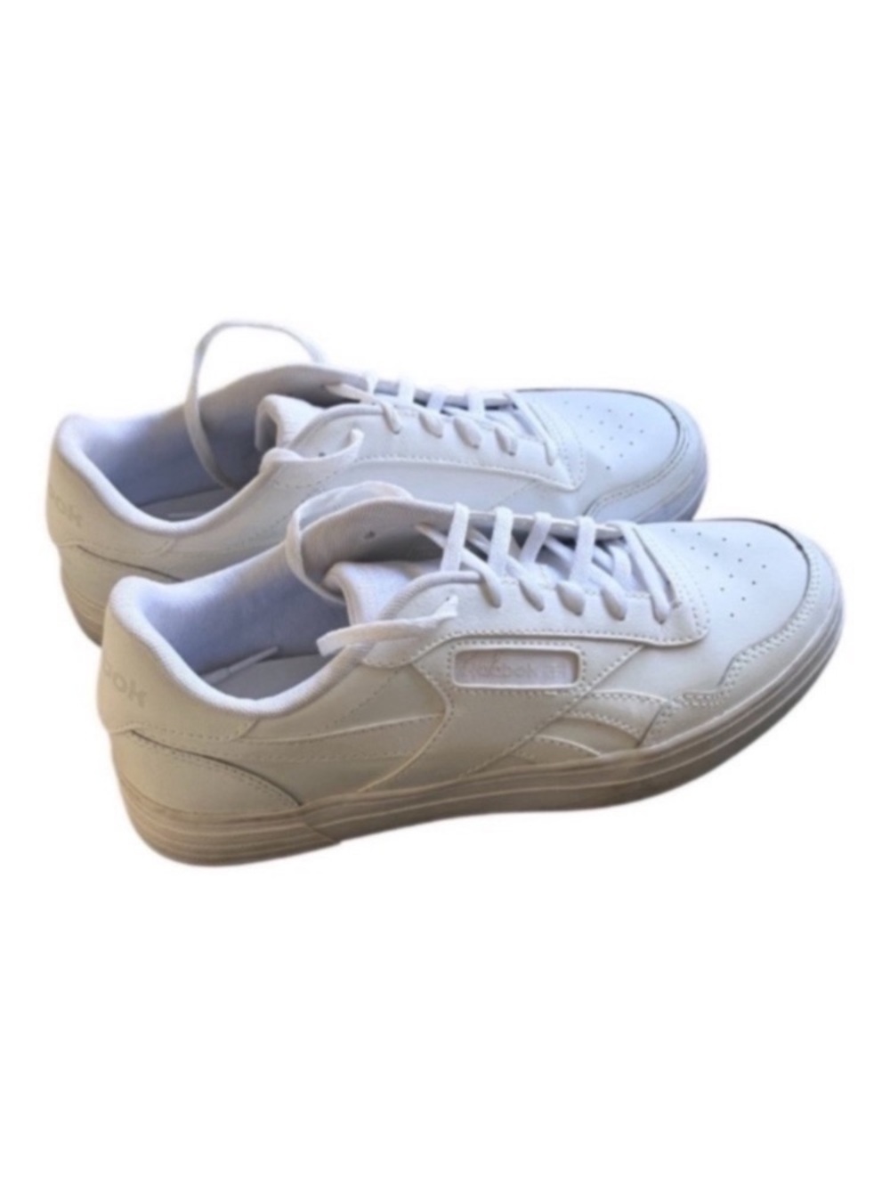 Reebok White Low-Top Sneakers size 8